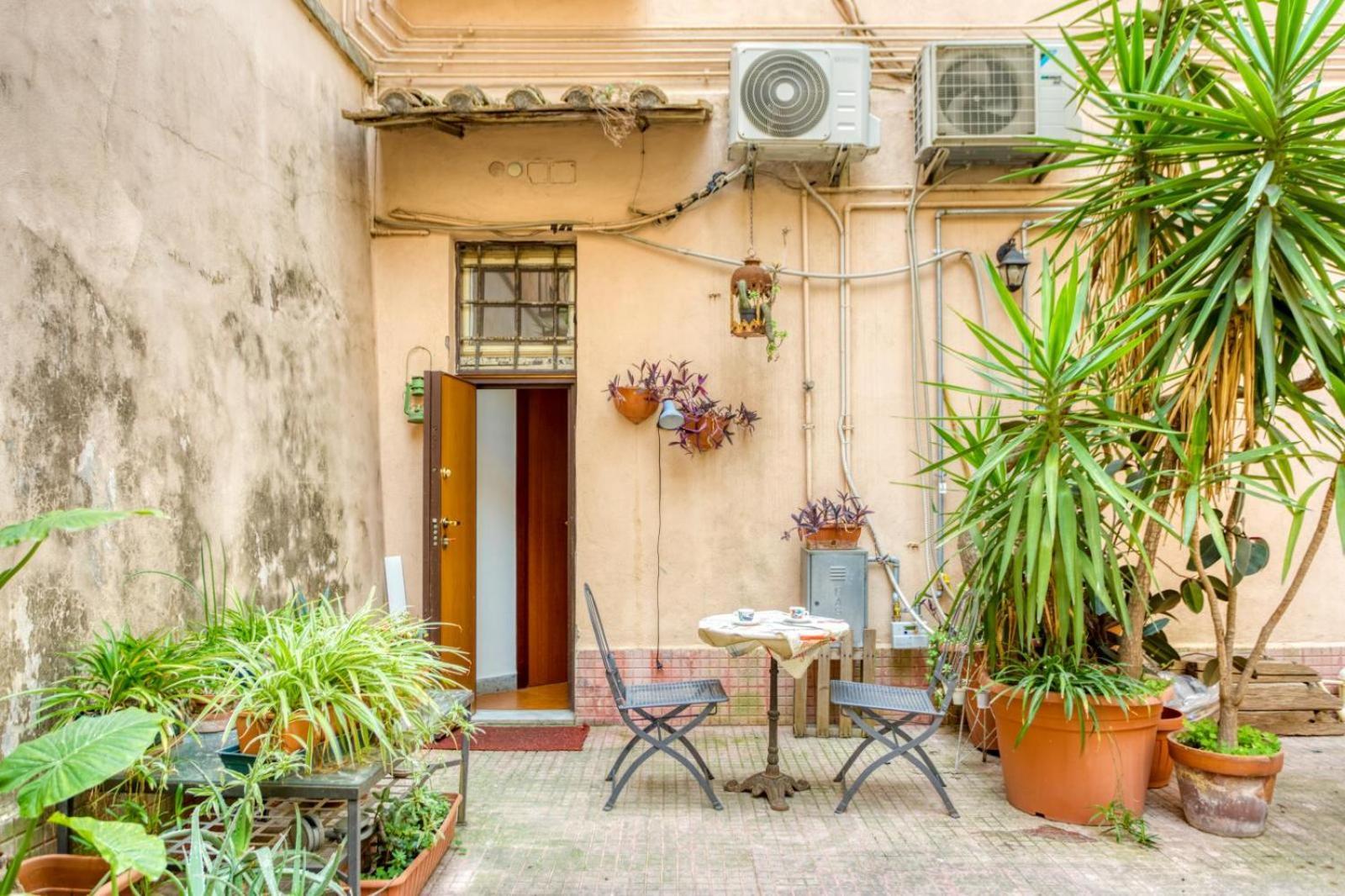Santa Maria Maggiore Apartment Рим Екстериор снимка